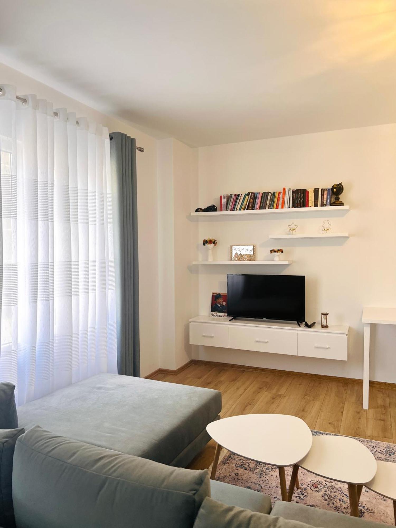 Cozy In Pogradec, Near Ohrid